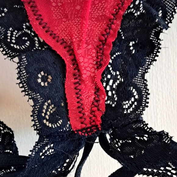 Lace Trimmed Women's Intimate in Black and Red - Picture 6 of 6